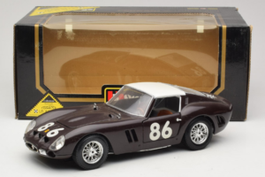 Ferrari 250 GTO #86 Melns Bburago 1:18 3011-B1 Metāls — attēls 8 no 8