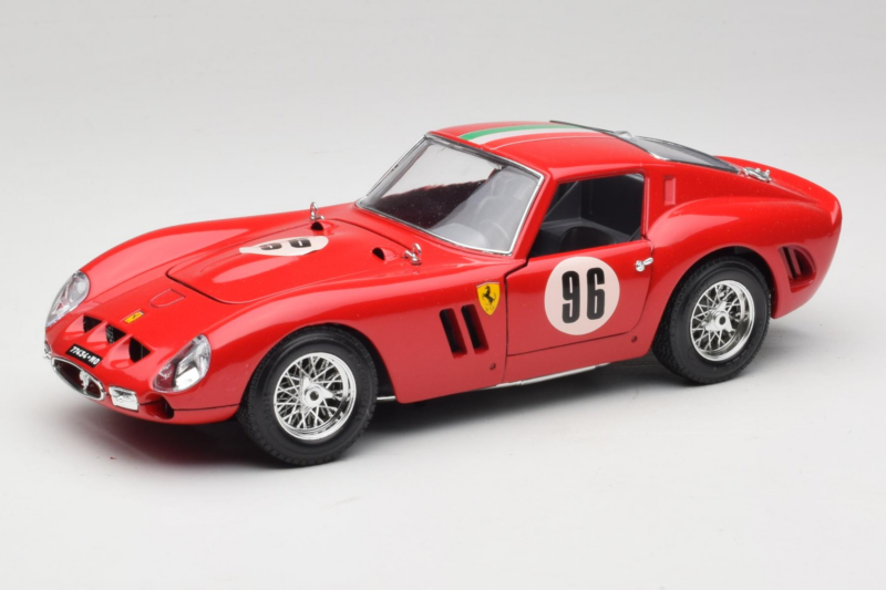 Ferrari 250 GTO #96 Sarkans 1962 Bburago 1:18 3011-N1 Metāls