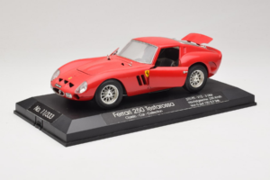 Ferrari 250 GTO Sarkans Replacement Stand Exclusive Cars 1:18 EC005 Metāls — attēls 2 no 8