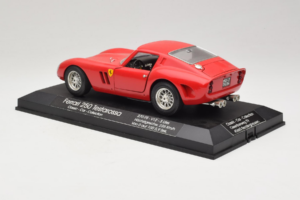 Ferrari 250 GTO Sarkans Replacement Stand Exclusive Cars 1:18 EC005 Metāls — attēls 7 no 8