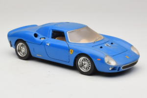 Ferrari 250 LM Zils Bburago 1:18 3033-B1 Metāls — attēls 6 no 8