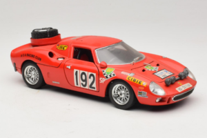 Ferrari 250 LM #192 Sarkans 1965 Bburago 1:18 3033-P1 Metāls — attēls 6 no 8