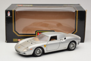 Ferrari 250 LM Sudrabs Bburago 1:18 3033-S1 Metāls — attēls 8 no 8