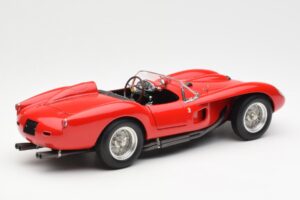 Ferrari 250 Testa Rossa Pontoon Fender Sarkans CMC 1:18 M-071 Metāls — attēls 2 no 6