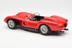 Ferrari 250 Testa Rossa Pontoon Fender Sarkans CMC 1:18 M-071 Metāls — attēls 5 no 6