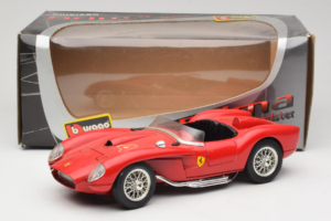 Ferrari 250 Testa Rossa #4 Sarkans Replacement Box 1957 Bburago 1:18 3007-R6 Metāls — attēls 8 no 8