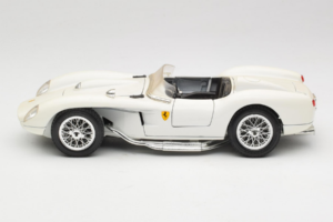 Ferrari 250 Testa Rossa Balts Replacement Box Bburago 1:18 3007-R3 Metāls — attēls 4 no 8