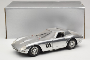 Ferrari 275 GTB Chrome Sudrabs Guiloy 1:18 B004 Metāls — attēls 8 no 8