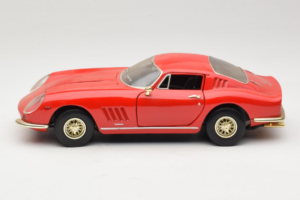 Ferrari 275 GTB/4 Sarkans ERTL 1:18 7493-P1 Metāls — attēls 4 no 8