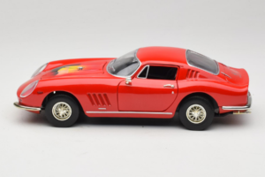 Ferrari 275 GTB/4 Sarkans Ar Palmu uz Pārsega ERTL 1:18 7483-P1 Metāls — attēls 4 no 8