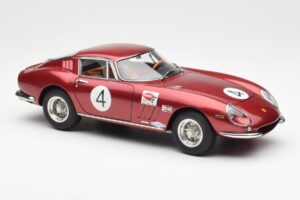 Ferrari 275 GTB/C #4 RAC Tourist Trophy 1966 CMC 1:18 M-213 Metāls — attēls 4 no 6