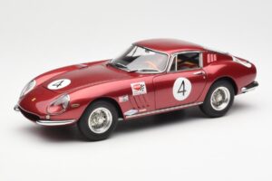 Ferrari 275 GTB/C #4 RAC Tourist Trophy 1966 CMC 1:18 M-213 Metāls