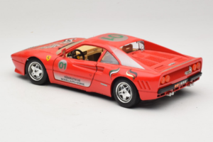 Ferrari 288 GTO #1 Sarkans 1984 Bburago 1:18 3027-P3 Metāls — attēls 7 no 8