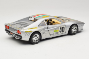 Ferrari 288 GTO #40 Sudrabs 1984 Bburago 1:18 3027-S1 Metāls — attēls 3 no 8