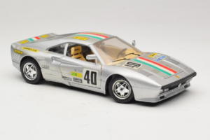 Ferrari 288 GTO #40 Sudrabs 1984 Bburago 1:18 3027-S1 Metāls — attēls 6 no 8