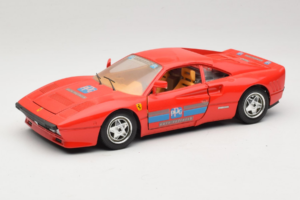 Ferrari 288 GTO PPG Auto Refinish Sarkans Bburago 1:18 3027-P2 Metāls