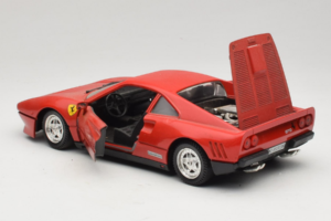 Ferrari 288 GTO Sarkans Tonka 1:18 3233 Metāls — attēls 5 no 8