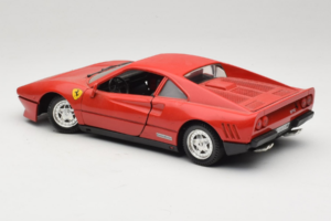 Ferrari 288 GTO Sarkans Tonka 1:18 3233 Metāls — attēls 7 no 8