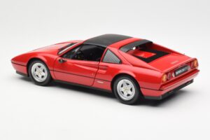 Ferrari 328 GTS Sarkans Kyosho 1:18 08185R Metāls — attēls 7 no 8