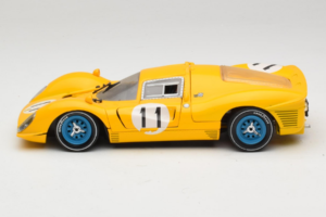 Ferrari 330 P4 #11 Dzeltens Spa-Francorchamps 1967 Eagles Race 1:18 38007-Y1 Metāls — attēls 4 no 8