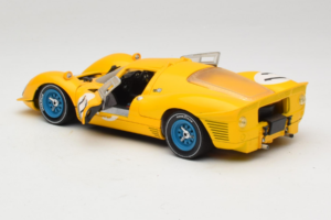 Ferrari 330 P4 #11 Dzeltens Spa-Francorchamps 1967 Eagles Race 1:18 38007-Y1 Metāls — attēls 5 no 8