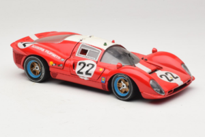 Ferrari 330 P4 #22 Scuderia Filipinetti Poor Condition 1967 Revell 1:18 48825-P1 Metāls — attēls 6 no 8