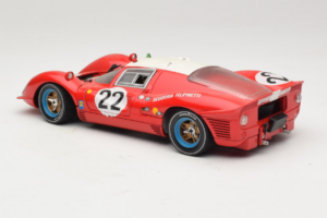 Ferrari 330 P4 #22 Scuderia Filipinetti Poor Condition 1967 Revell 1:18 48825-P1 Metāls — attēls 7 no 8