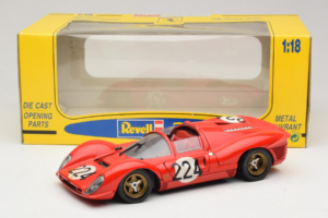 Ferrari 330 P4 #224 Sarkans 1967 Revell 1:18 48825-P2 Metāls — attēls 7 no 7