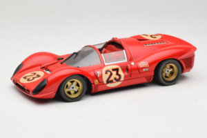Ferrari 330 P4 #23 L. Bandini / C. Amon 24 Hours of Daytona Winner 1967 Revell 1:18 48833 Metāls