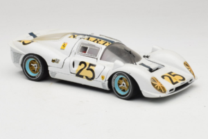 Ferrari 330 P4 #25 Balts Revell 1:18 48845 Metāls — attēls 6 no 8