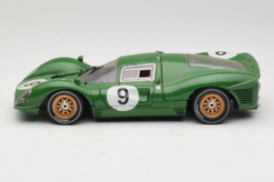 Ferrari 330 P4 #9 Zaļš Spa-Francorchamps 1967 Eagles Race 1:18 41007 Metāls — attēls 4 no 8
