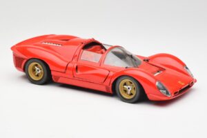 Ferrari 330 P4 Sarkans 1967 Revell 1:18 48822 Metāls — attēls 6 no 8