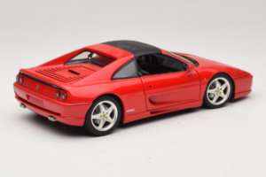 Ferrari F355 GTS Sarkans UT Models 1:18 22111 Metāls — attēls 3 no 8