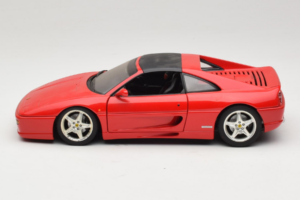 Ferrari F355 GTS Sarkans UT Models 1:18 22111 Metāls — attēls 4 no 8