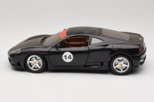 Ferrari 360 Modena #14 Melns Ierobežots Izlaidums Bburago 1:18 3368-B1 Metāls — attēls 4 no 8