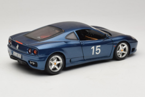 Ferrari 360 Modena #15 Ierobežots Izlaidums Zils Metallic Bburago 1:18 3358-F1 Metāls — attēls 3 no 8