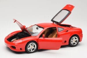 Ferrari 360 Modena Sarkans Bburago 1:18 3358 Metāls — attēls 2 no 8