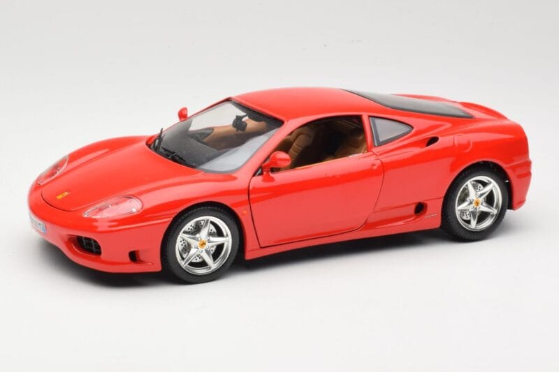 Ferrari 360 Modena Sarkans Bburago 1:18 3358 Metāls