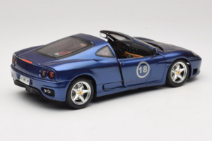 Ferrari 360 Modena Targa Ierobežots Izlaidums 333 gab Violets Metallic Bburago 1:18 3348-F1 Metāls — attēls 3 no 8