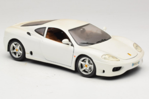 Ferrari 360 Modena Balts Bburago 1:18 3368-W1 Metāls — attēls 6 no 8