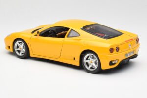 Ferrari 360 Modena Dzeltens Bburago 1:18 3368 Metāls — attēls 7 no 8