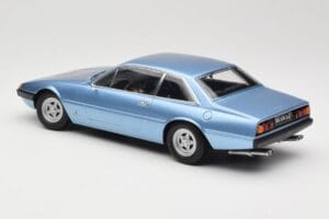 Ferrari 365 GT4 2+2 Zils KK-Scale 1:18 KKDC180162 Metāls — attēls 5 no 6