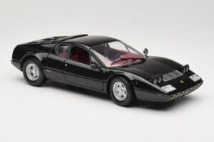 Ferrari 365 GT4/BB Melns Kyosho 1:18 08173K Metāls — attēls 6 no 8
