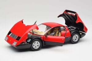 Ferrari 365 GT4/BB Sarkans Kyosho 1:18 08173R Metāls — attēls 2 no 8
