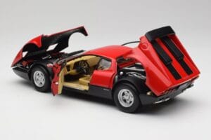 Ferrari 365 GT4/BB Sarkans Kyosho 1:18 08173R Metāls — attēls 5 no 8