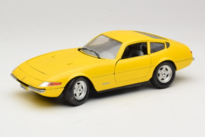 Ferrari 365 GTB/4 Daytona Dzeltens Techno Giodi 1:18 40011-Y1 Metāls