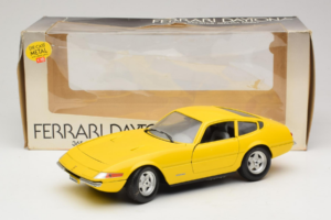 Ferrari 365 GTB/4 Daytona Dzeltens Techno Giodi 1:18 40011-Y1 Metāls — attēls 7 no 7