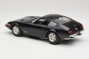 Ferrari 365 GTB/4 Daytona Melns Techno Giodi 1:18 40011-B2 Metāls — attēls 7 no 8