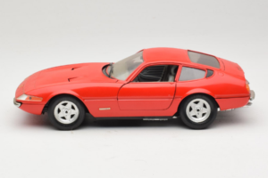 Ferrari 365 GTB/4 Daytona Sarkans Techno Giodi 1:18 40011-P2 Metāls — attēls 4 no 8