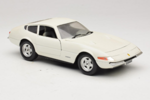Ferrari 365 GTB/4 Daytona Berlina Balts Techno Giodi 1:18 74007 Metāls — attēls 6 no 8